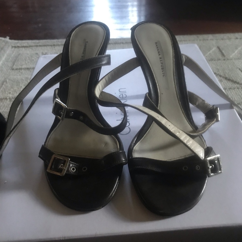 New Banana Republic Leather Sandal Pumps